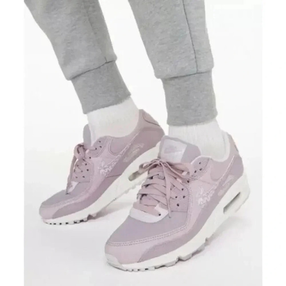 Nike Women's Air Max 90 Sneakers Plum Fog Venice Summit White Size 9.5 - Picture 1 of 10